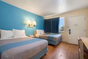 格兰德江科欣6汽车旅馆 - Mesa