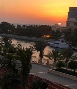 غرفة إطلالة بحرية - الهُدىٰ - عائلات One Room Sea View-ALHUDA