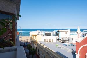 CASITA SUNWAVES- EL 19 DE PADRE CUETO, LAS CANTERAS