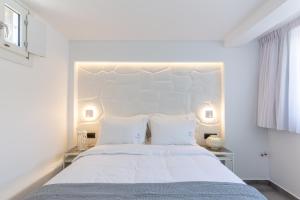 Callisti Mykonos Town with pool view and Calypso upper floor with sea view