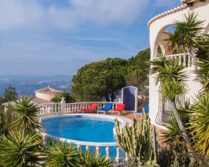 Casa Inca, Villa with heatable pool and top view atop Moraira El Portet