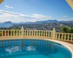 Casa Inca, Villa with heatable pool and top view atop Moraira El Portet