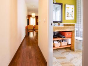 San Felipe Sevilla Urban Apartment