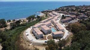 Appartements Residence Marina di Bravone - appartement 6 personnes 5 adultes max RDC N147 : photos des chambres
