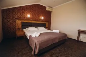 兹拉戈达酒店 - Smykivtsi