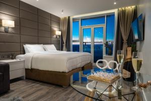 VICTORY-38 LUXURY APARTMENT CEnTER