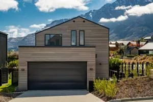 Jacks Point Family Retreat - Jacks Point Home - Jack's Point