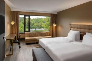 Standard Guest Room with River View room in Radisson Blu Marina Palace Hotel Turku