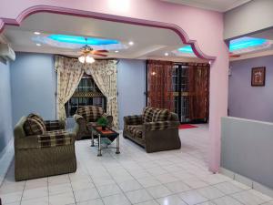 GR HOMESTAY
