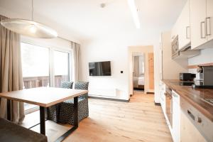 Apartment with View and Balcony room in Hotel & Appartements Tiroler Buam