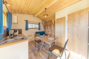 Campings Camping du Lac de Saujon : photos des chambres