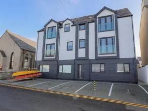 1 Avondale House - Bryngwran