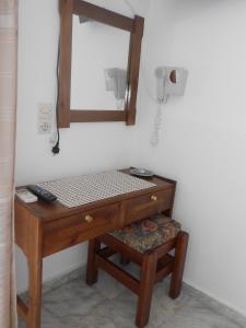 Zorbas Hotel & Studios Samos Greece