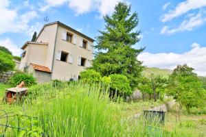 Appartement confortable au Bar-sur-Loup 40 m² avec jardin privatif