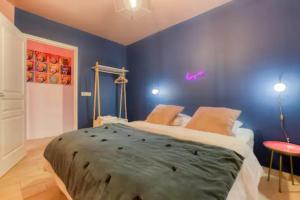 Appartements Suite Marilyn Monroe & SPA - 5P - Proche Disney : photos des chambres