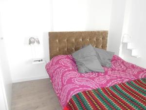 Cosy House in Nazaré with Fireplace