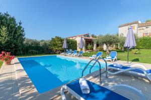 Holiday Home Tamaris with Pool