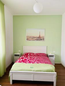 Single Room room in Via Padova 165
