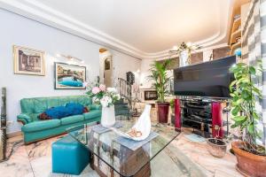 Luxury Villa in Rogoznica with Pool