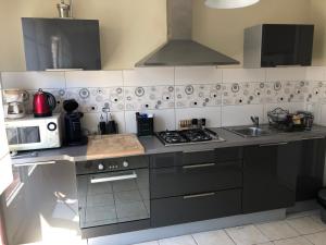 Appartements APPARTEMENT CONLEAU VANNES une Chambre WIFI : photos des chambres