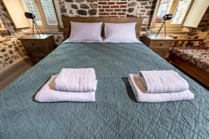 StoneVillaMouzaki Luxury Mansion