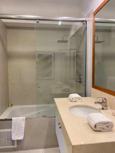 Beautiful 1BR with Balcony in Miraflores