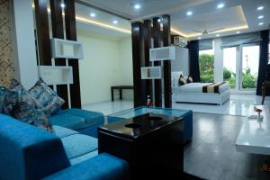 Black Mango Resort