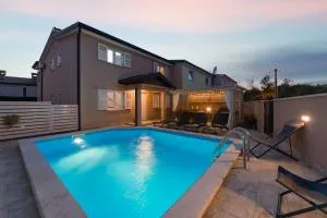 Villa Evita - Matulini