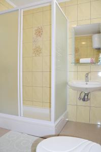 Cozy Two-Bedroom Apartment