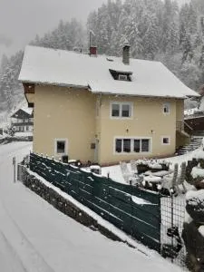 Zirnberg Appartements - Flattach