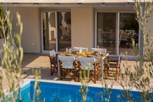 Grappolo Lefkada Villas - Vilana ideal for families and small groups