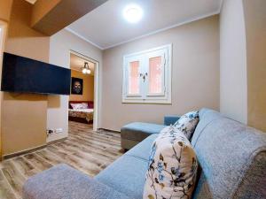 lovely one bedroom apartment within cozy compound including swimming pool, supermarket. perfect location at neama Bay with access to public transportation