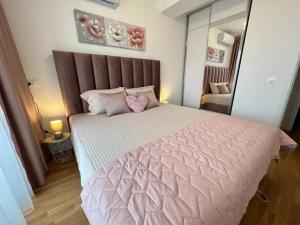 Corall apartment Bar