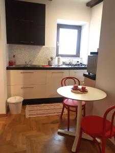 CORONARI 28 Holiday Apartment