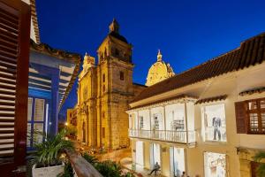 San Pedro Claver Luxury in the walled city