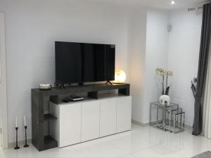 Apartamento con impresionantes vistas y piscina