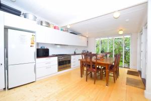 Plum Blossom Cottage