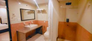Zenith Hotel - Delhi Airport