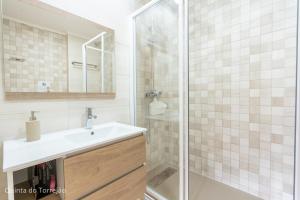 Renovated Algarve Apartments with Pool