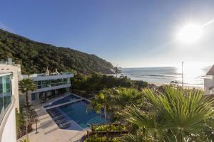 Varandas do Atlântico 401-A – Apartamento de Alto Padrão com Vista Panorâmica para o Mar em Bombas.