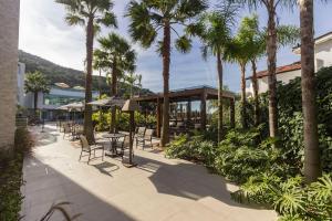 Varandas do Atlântico 401-A – Apartamento de Alto Padrão com Vista Panorâmica para o Mar em Bombas.