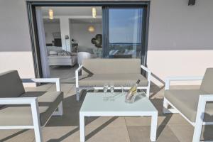 Villas Villa neuve et luxueuse vue mer proche Portovecchio : photos des chambres
