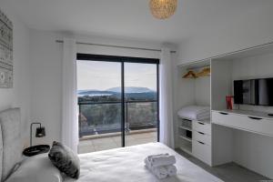 Villas Villa neuve et luxueuse vue mer proche Portovecchio : photos des chambres