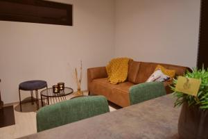 Sweet Valley Madeleine