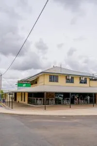 Capella Hotel Motel - Middlemount