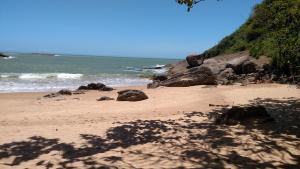 Apartamento com 03 quartos, vista para o mar, com suíte, 2 elevadores e garagem