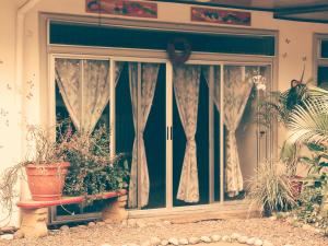 Top of the Mountain, new American owned Gated modern Lodge