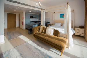 Jebel Sifah studio Apartment with Pool View