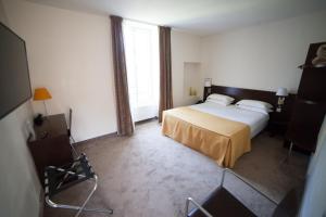 Hotels Hotel La Beauze : photos des chambres