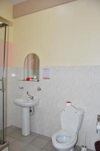 Reef Holiday Apartments